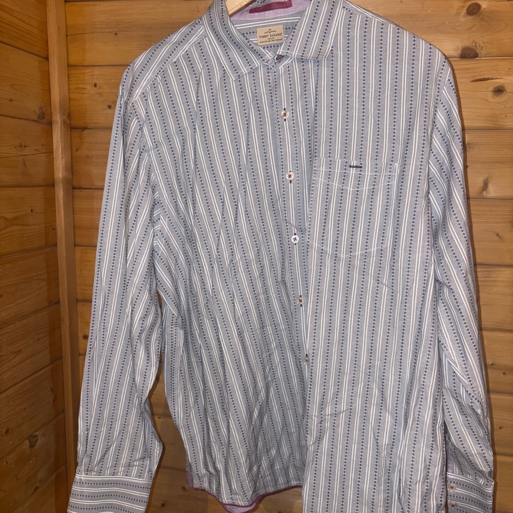 Tommy Bahama Blue and White Patterned Button-Down Shirt